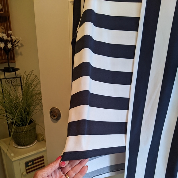 Blouse - Picture 3 of 11